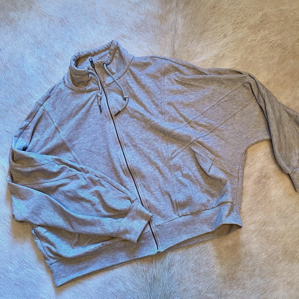 NWT zip up sweatshirt
